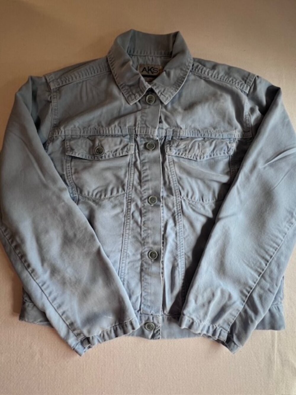 AMY K SU light blue denim jacket faded classic‎ trucker women's  x-small petite